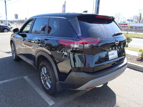 Certified 2023 Nissan Rogue S image 8