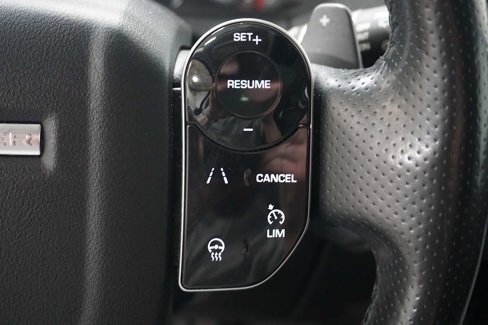 Used 2020 Land Rover Range Rover Velar S image 23