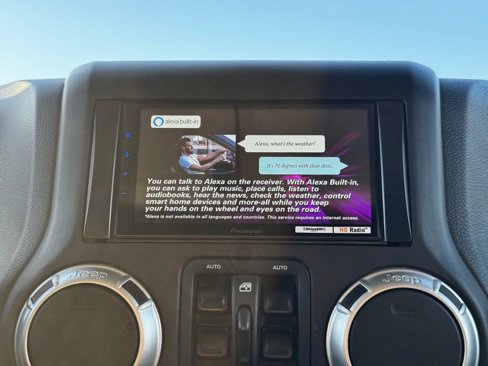 Used 2017 Jeep Wrangler Unlimited Sahara w/ Connectivity Group image 29