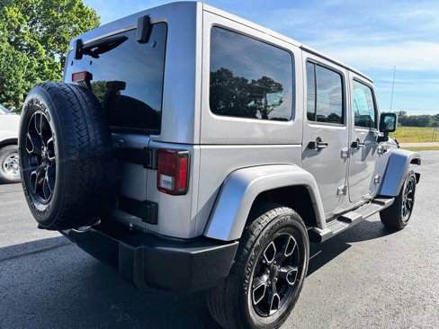 Used 2018 Jeep Wrangler Unlimited Sahara image 8