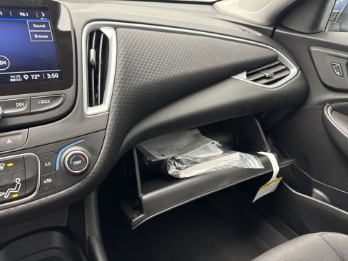 Certified 2025 Chevrolet Malibu LS image 40