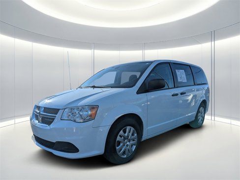 Used 2019 Dodge Grand Caravan SXT image 8
