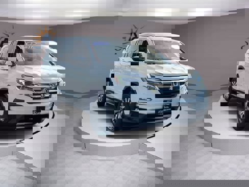 Used 2021 Honda Pilot EX image 4