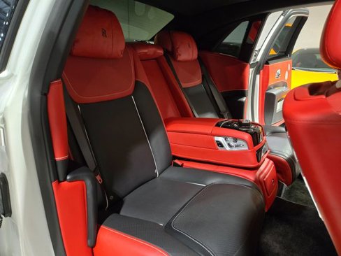 Used 2017 Rolls-Royce Ghost Black Badge image 22