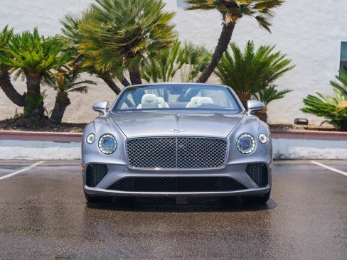 Used 2022 Bentley Continental GT image 27