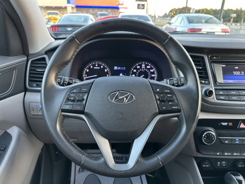 Used 2017 Hyundai Tucson Sport image 15