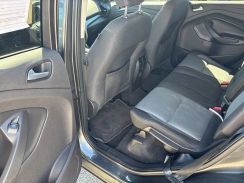 Used 2018 Ford Escape SE image 19