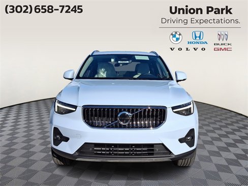 New 2025 Volvo XC40 B5 Plus w/ Protection Package Premier image 2