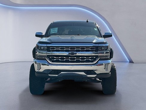 Used 2018 Chevrolet Silverado 1500 LTZ image 7