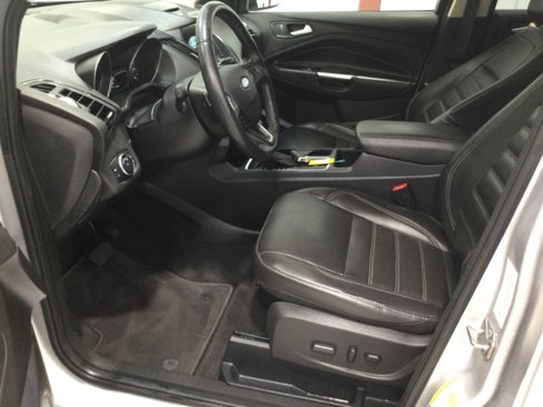 Used 2017 Ford Escape Titanium image 11