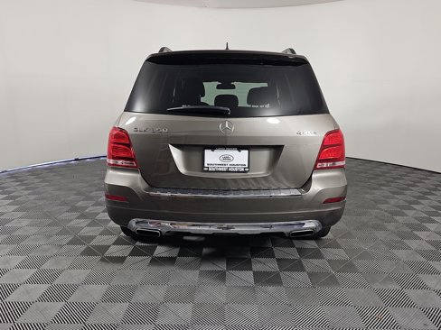 Used 2013 Mercedes-Benz GLK 350 4MATIC image 9