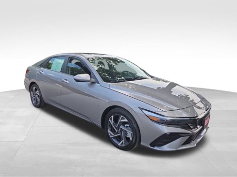 Certified 2024 Hyundai Elantra SEL w/ Convenience Package image 2