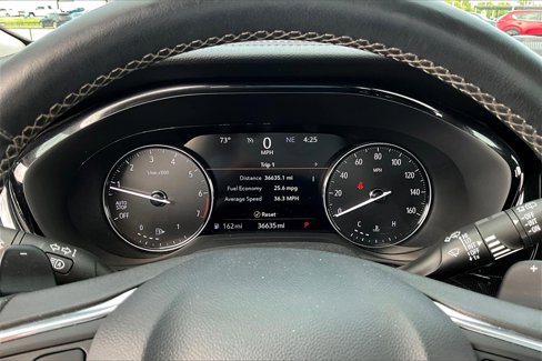 Used 2023 Buick Envision Essence image 21