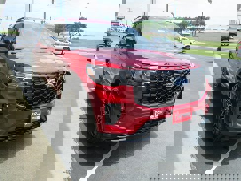 New 2025 Ford Explorer ST image 31