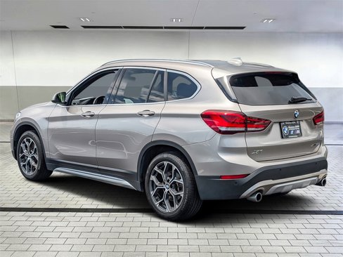 Used 2021 BMW X1 xDrive28i image 3