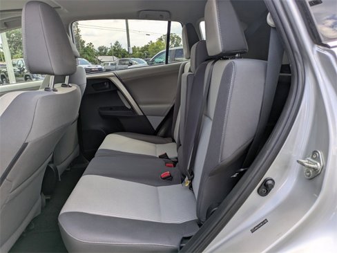 Used 2013 Toyota RAV4 XLE image 13