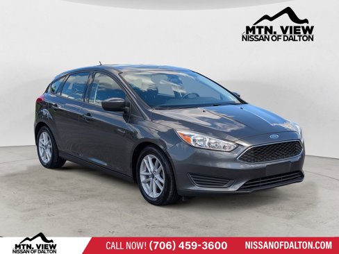 Used 2018 Ford Focus SE image 2