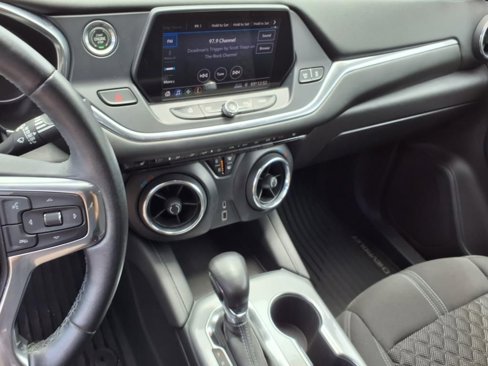 Used 2019 Chevrolet Blazer LT image 35