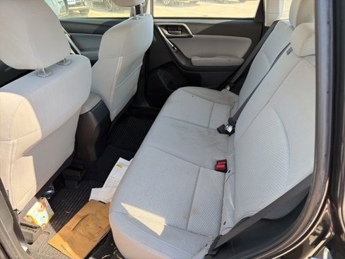 Used 2018 Subaru Forester 2.5i w/ Alloy Wheel Package image 5