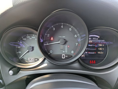 Certified 2024 Porsche Macan image 16