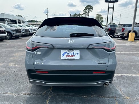 Used 2025 Honda HR-V Sport image 4