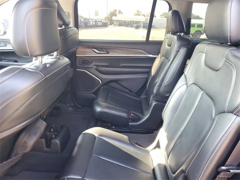 Used 2021 Jeep Grand Cherokee L Limited w/ MOPAR Finishing Package image 12