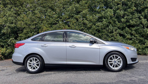 Used 2016 Ford Focus SE image 9