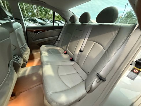 Used 2003 Mercedes-Benz E 320 Sedan image 18