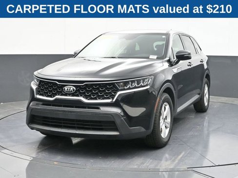 Used 2021 Kia Sorento LX image 2