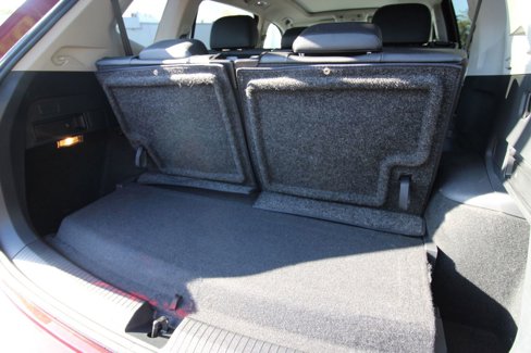 Used 2018 Volkswagen Tiguan SEL w/ 3rd Row Seat Package image 31