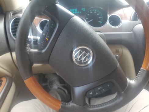 Used 2010 Buick Enclave CXL image 39