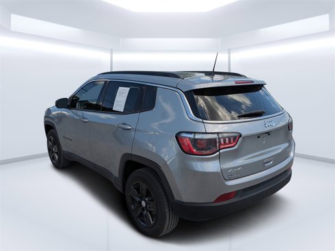Used 2022 Jeep Compass Latitude image 5
