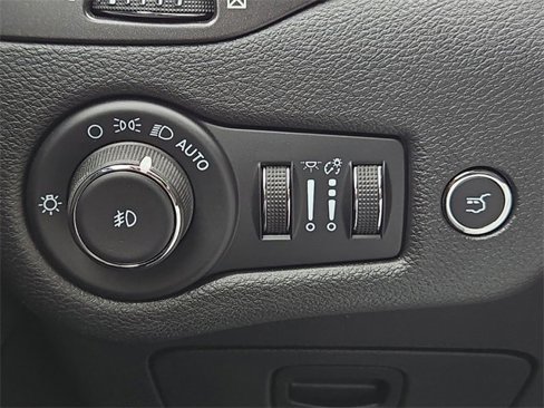 Used 2021 Jeep Cherokee Trailhawk w/ Comfort/Convenience Group image 25