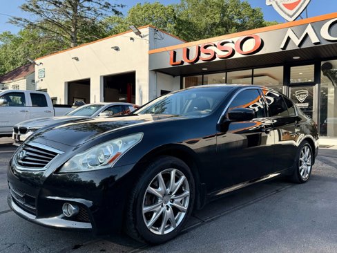 Used 2011 INFINITI G37 x Sedan w/ Premium Pkg image 3
