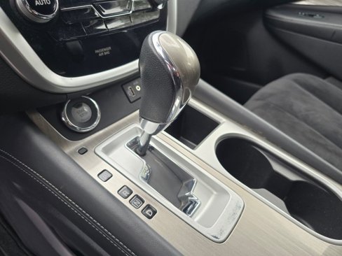 Used 2018 Nissan Murano SV image 31