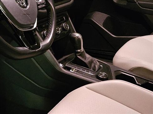 Used 2019 Volkswagen Tiguan SE image 10