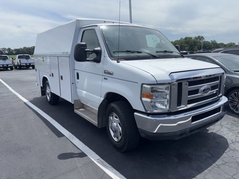 Used 2011 Ford E-350 and Econoline 350 Super Duty w/ PWR Locks & Windows Group image 1