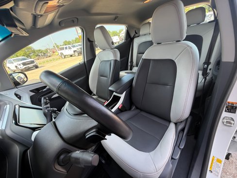 Used 2017 Chevrolet Bolt Premier w/ Driver Confidence II Package image 10