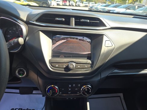 Used 2023 Chevrolet TrailBlazer LT image 19