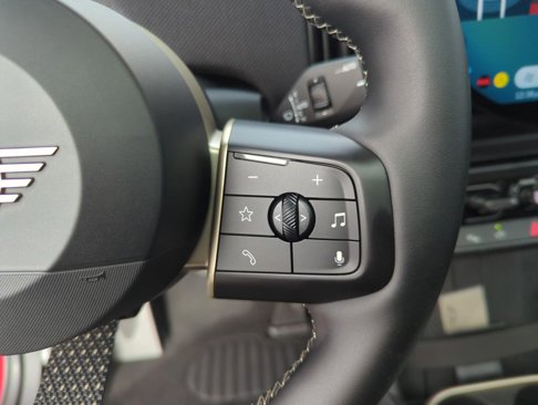 New 2025 MINI Cooper S image 15