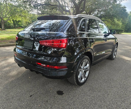 Used 2017 Audi Q3 2.0T Prestige w/ Prestige Package image 4