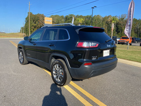Used 2020 Jeep Cherokee Latitude Plus image 5