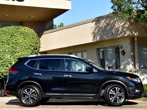 Used 2018 Nissan Rogue SL w/ Premium Package image 14
