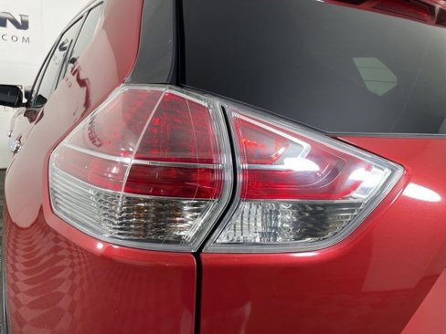 Used 2016 Nissan Rogue SL image 15
