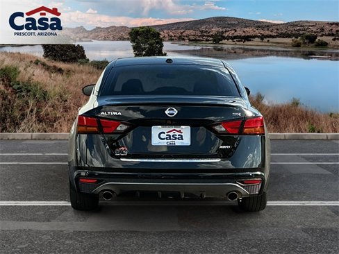 Used 2020 Nissan Altima 2.5 SR w/ Premium Package image 3