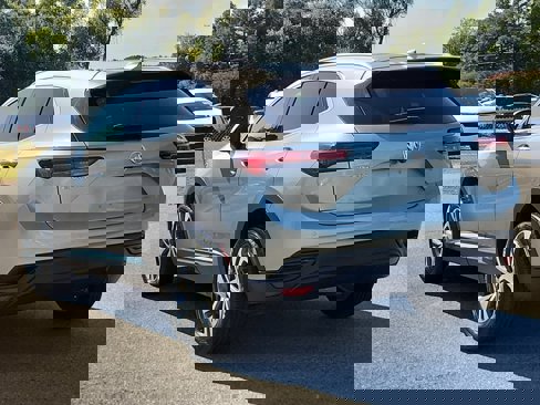 Used 2023 Buick Envision Essence image 6
