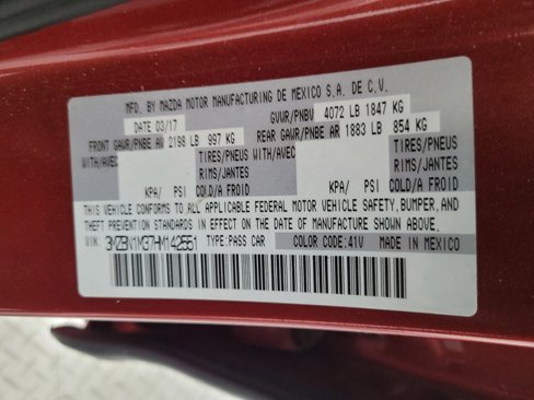 Used 2017 MAZDA MAZDA3 Grand Touring image 33
