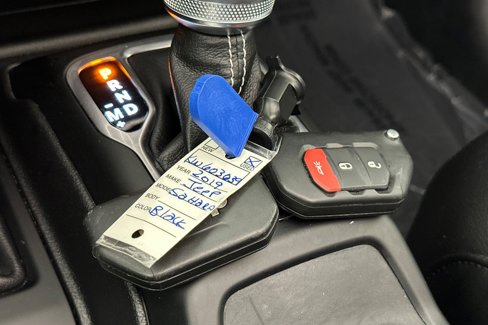 Used 2019 Jeep Wrangler Unlimited Sahara image 25