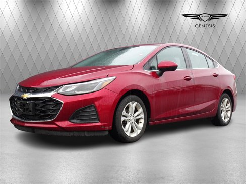 Used 2019 Chevrolet Cruze LT w/ Convenience Package image 1