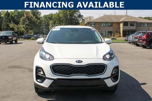 Used 2020 Kia Sportage LX image 3